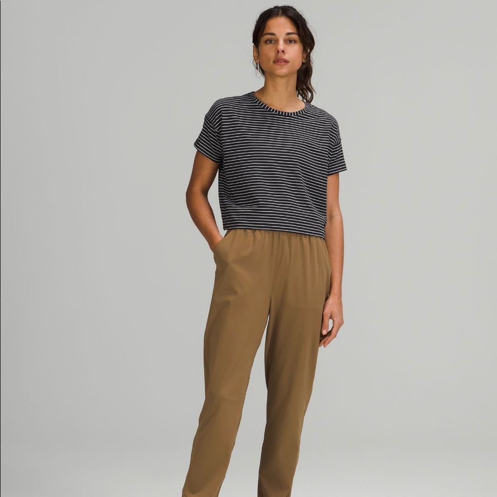 Lululemon Cates T-shirt NWT